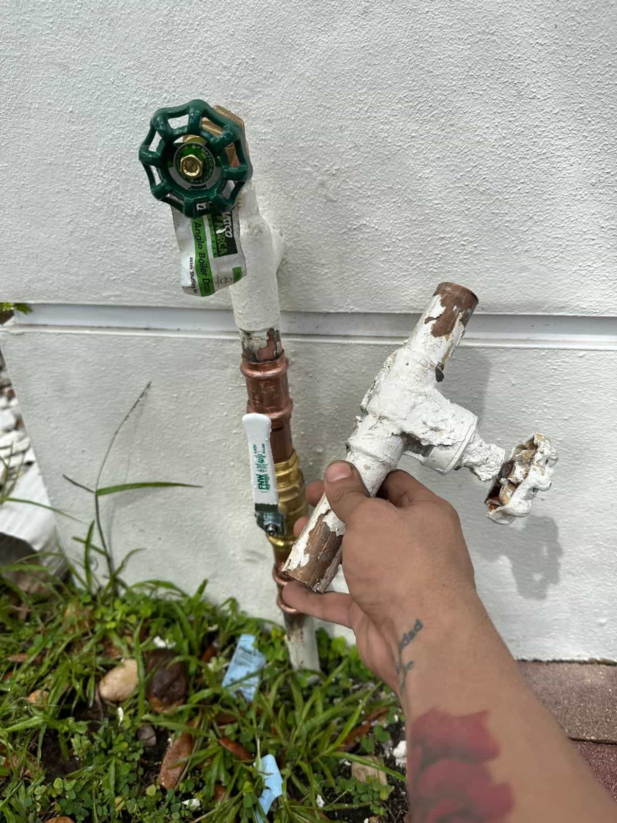Before and after of a Main valve replacement by a plumber in Medley